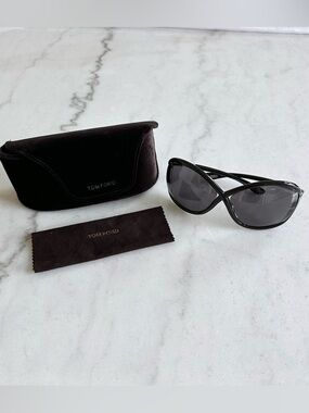 Black Tom Ford Whitney Sunglasses